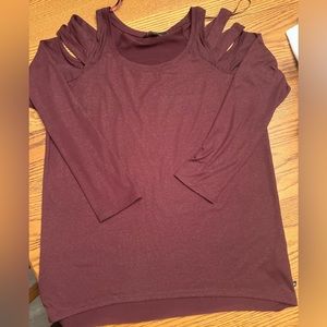 Rock & Republic Maroon Cold Shoulder Blouse - Medium